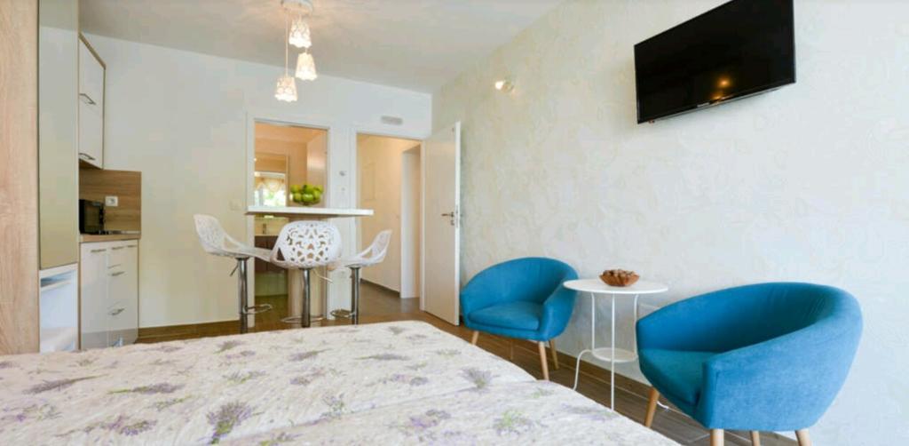 Lavender Apt. W. Balcony In Old Town زادار المظهر الخارجي الصورة
